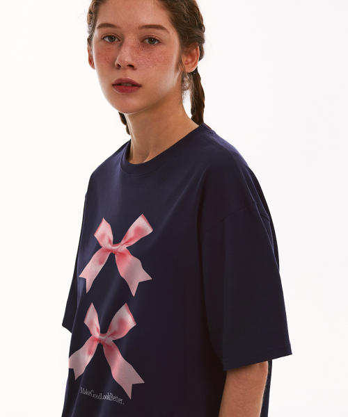 MATCHGLOBE(マッチグローブ)の「トゥワイスリボンオーバーサイズTシャツ(ネイビー)(Tシャツ/カットソー・レディース・その他・FREE)」の4枚目の写真