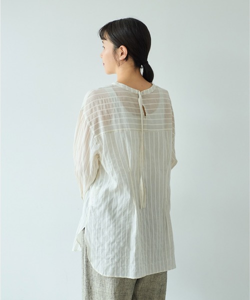 yuni（ユニ　）の「キュプラポリエステルコットン stripe 2way shirt（シャツ/ブラウス・レディース・アイボリー/パープル/グリーン・FREE）」の17枚目の写真