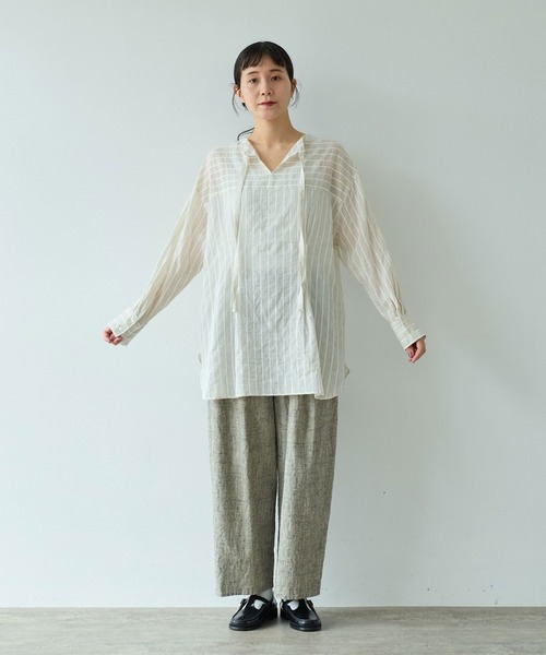 yuni（ユニ　）の「キュプラポリエステルコットン stripe 2way shirt（シャツ/ブラウス・レディース・アイボリー/パープル/グリーン・FREE）」の4枚目の写真