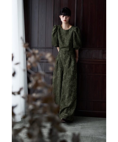 ジャガードクロップブラウス＆タックワイドパンツセットアップ（パンツ