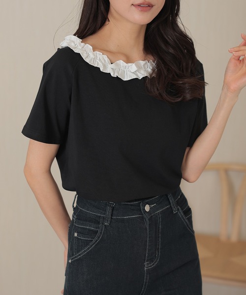 DAYRA(デイラ)の「2way 配色 フリルネック 半袖 カット トップス(Tシャツ/カットソー・レディース・グレー/ブラック/ホワイト・M/XL)」の2枚目の写真