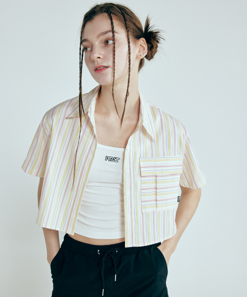 KINETICLO(キネティクロ)の「ストライプクロップ半袖シャツ(ピンク)(シャツ/ブラウス・レディース・その他・ONE)」の4枚目の写真