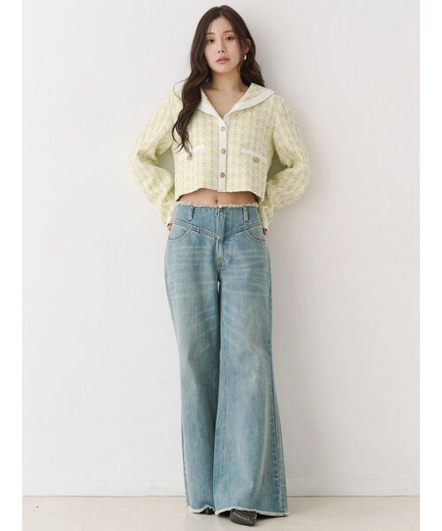 CALNAMUR(カルナムール)の「ローライズフレアデニムパンツ(その他パンツ・レディース・ライトブルー/ブラック・SMALL/MEDIUM)」の6枚目の写真