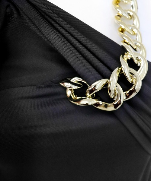 OSYAREVO(オシャレボ)の「チェーンホルターネック ロング ドレス ワンピース レディース(ドレス・レディース・ベージュ/ブラック・FREE)」の13枚目の写真