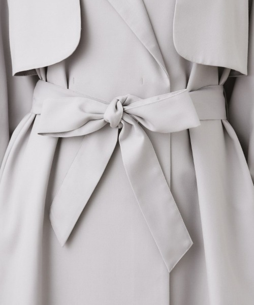couture brooch（クチュールブローチ）の「【撥水・ハレの日・通勤】ロングトレンチコート（トレンチコート・レディース・ライトグレー/アイボリー/ベージュ・42/40/38/36）」の5枚目の写真