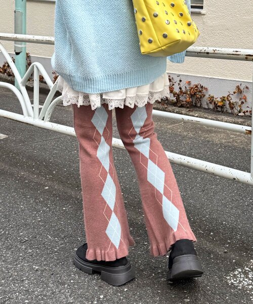 CIAOPANIC(チャオパニック)の「アーガイルニットフリルパンツ(その他パンツ・レディース・ブラウン/グレー/ベージュ・ONE SIZE)」の2枚目の写真