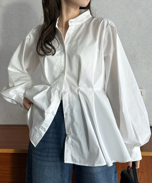Eclat one(エクラワン)の「【Eclat one】タックデザイン スタンドカラー ペプラム ブラウス(シャツ/ブラウス・レディース・ブラック/グレイッシュベージュ/オフホワイト/ブルー・M)」の18枚目の写真
