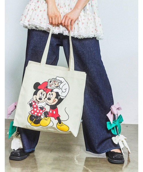 Little sunny bite（リトルサニーバイト）の「【little sunny bite Disney collection】micky & minnie selfie tote bag（トートバッグ・レディース・ピンク/ホワイト/ライトブルー・FREE）」の4枚目の写真