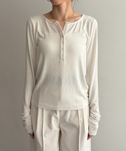 CAPRICIEUX LE'MAGE（カプリシューレマージュ）の「インナーSET袖ギャザーヘンリーTシャツ（Tシャツ/カットソー・レディース・ブラック/グレー/ピンク/ベージュ・FREE）」の15枚目の写真