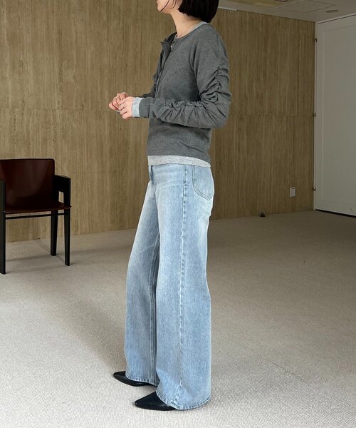 CAPRICIEUX LE'MAGE(カプリシューレマージュ)の「インナーSET袖ギャザーヘンリーTシャツ(Tシャツ/カットソー・レディース・ブラック/グレー/ピンク/ベージュ・FREE)」の5枚目の写真