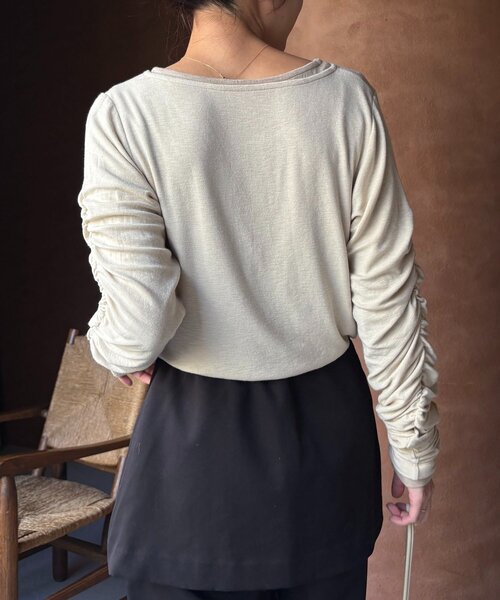 CAPRICIEUX LE'MAGE(カプリシューレマージュ)の「インナーSET袖ギャザーヘンリーTシャツ(Tシャツ/カットソー・レディース・ブラック/グレー/ピンク/ベージュ・FREE)」の12枚目の写真