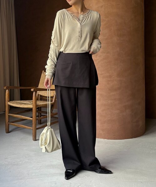 CAPRICIEUX LE'MAGE(カプリシューレマージュ)の「インナーSET袖ギャザーヘンリーTシャツ(Tシャツ/カットソー・レディース・ブラック/グレー/ピンク/ベージュ・FREE)」の14枚目の写真