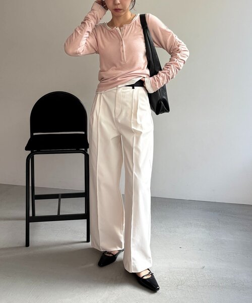 CAPRICIEUX LE'MAGE(カプリシューレマージュ)の「インナーSET袖ギャザーヘンリーTシャツ(Tシャツ/カットソー・レディース・ブラック/グレー/ピンク/ベージュ・FREE)」の17枚目の写真