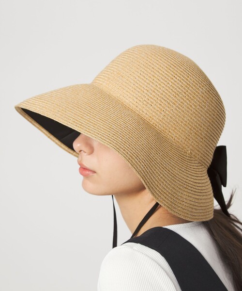 green label relaxing(グリーンレーベルリラクシング)の「2WAY 遮光ブリム リボン ハット UVケア(ハット・レディース・ナチュラル/ネイビー/ブラック・FREE)」の8枚目の写真