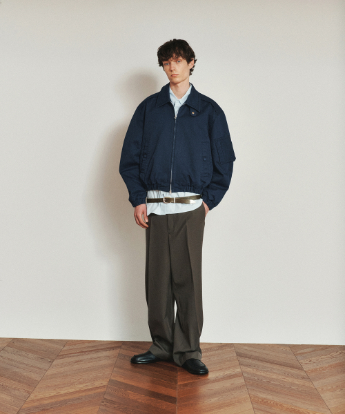HEUTE(ホイテ)の「NIC VINTAGE WASHED JUMPER (CLASSIC BLUE)(ブルゾン・メンズ・その他・L/M)」の2枚目の写真