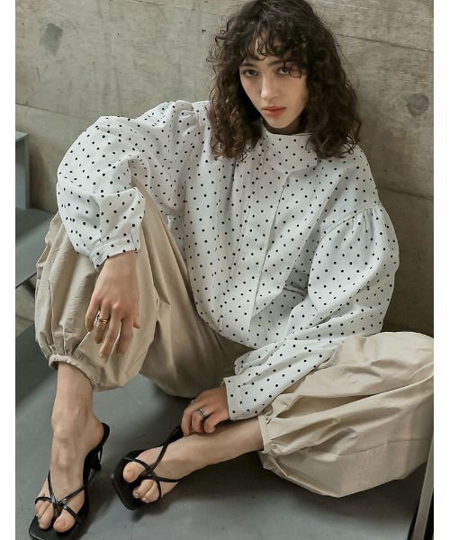 Re:EDIT（リエディ）の「[2026S/S COLLECTION][低身長/高身長サイズ有]タフタタックバルーンパンツ（その他パンツ・レディース・ブラック/グレイッシュベージュ/チャコールグレー・SHORT/MEDIUM/TALL/LARGE）」の5枚目の写真