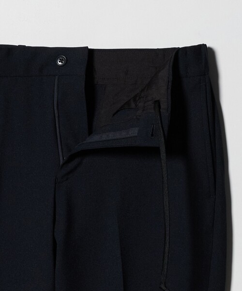 green label relaxing(グリーンレーベルリラクシング)の「A+ ポリエステル シャークスキン スタンダード イージー セットアップ パンツ スラックス -ウォッシャブル・ストレッチ-(スラックス・メンズ・ダークグリーン/ブラウン系/ネイビー・S/M/XL/L)」の19枚目の写真