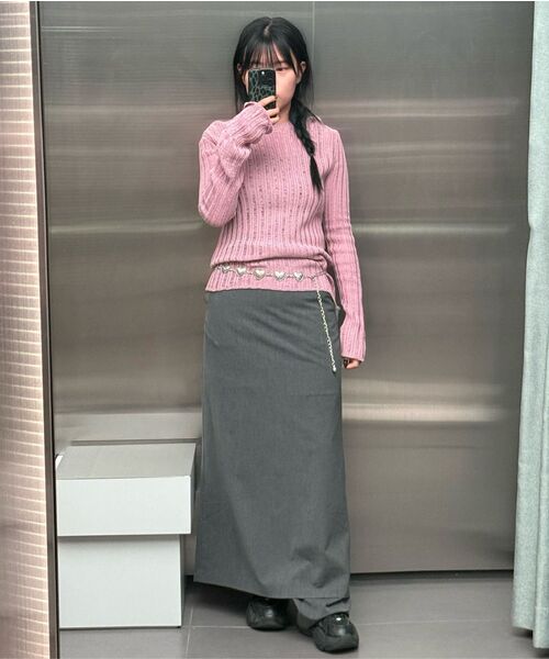MUSINSA STANDARD WOMAN（ムシンサスタンダードウーマン）の「ウィメンズフラットヤーンバーティカルクロシェクルーネックニット[スモークピンク]（ニット/セーター・レディース・その他・SMALL/MEDIUM/LARGE/X-SMALL）」の2枚目の写真