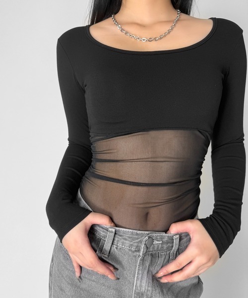 LVEU.(ラブユ.)の「【LVEU.】シアードッキングトップス / トップス カットソー チュール シアードッキング ストレッチ Uネック デザインカット デザインカットソー 長袖 ブラック ネイビー ホワイト ZOZOTOWN限定(Tシャツ/カットソー・レディース・ネイビー/ホワイト/ブラック・FREE)」の11枚目の写真
