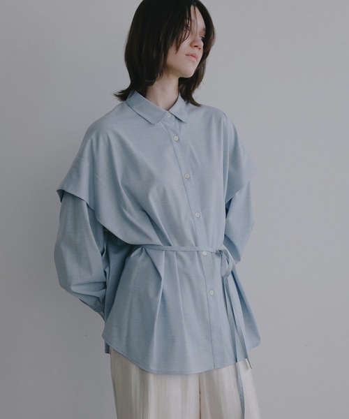 MANOF（マノフ）の「SHOULDER TUCK SHIRT（シャツ/ブラウス・レディース・ホワイト/ブルー/グレー・F）」の22枚目の写真