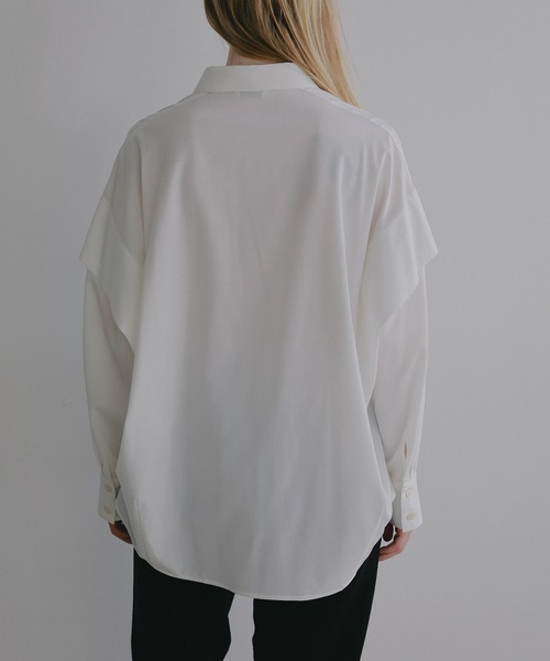 MANOF（マノフ）の「SHOULDER TUCK SHIRT（シャツ/ブラウス・レディース・ホワイト/ブルー/グレー・F）」の14枚目の写真