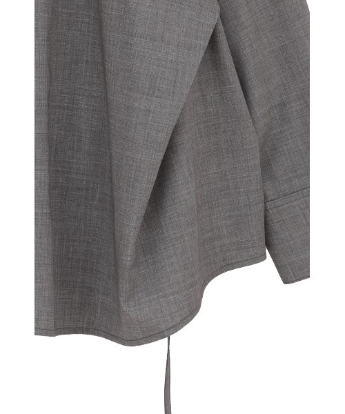 MANOF（マノフ）の「SHOULDER TUCK SHIRT（シャツ/ブラウス・レディース・ホワイト/ブルー/グレー・F）」の7枚目の写真