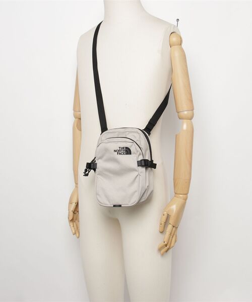 THE NORTH FACE(ザノースフェイス)の「ザ ノース フェイス THE NORTH FACE Boulder Mini Shoulderボルダーミニショルダー(ショルダーバッグ・レディース・その他・ONE SIZE)」の6枚目の写真