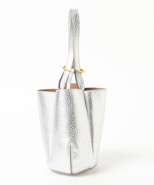Demi-Luxe BEAMS（デミルクス ビームス）の「GIANNI CHIARINI / メタリック LILY ハンドバッグ（トートバッグ・レディース・シルバー・ONE SIZE）」の2枚目の写真