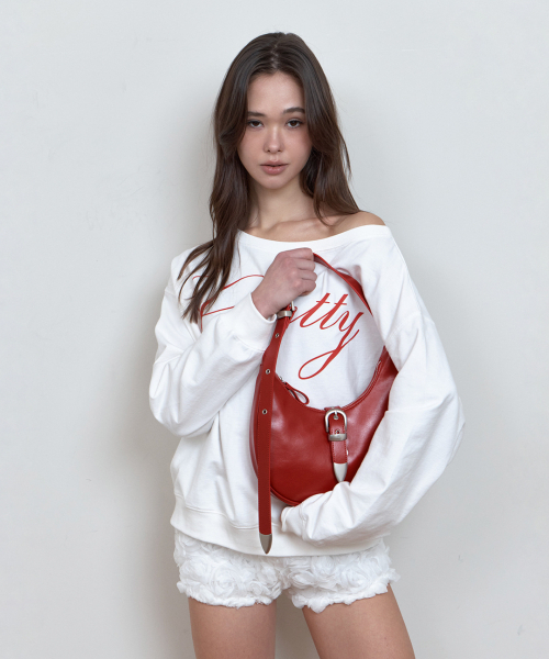 CURETTY(キュリティ)の「C DOUBLE BELT MINI HOBO BAG_RED(ショルダーバッグ・レディース・レッド・FREE)」の3枚目の写真