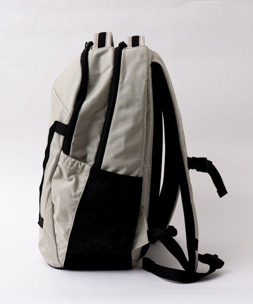 DANTON（ダントン）の「【DANTON】《18L》CORNEILLE 18 コーデュラナイロン バックパック 26SS（バックパック/リュック・メンズ・ネイビー/アイボリー/ブラック/チャコールグレー・FREE）」の6枚目の写真