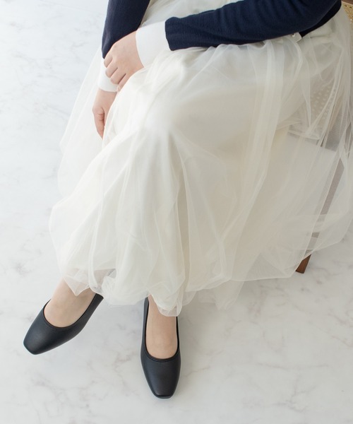 Bridget Birkin(ブリジットバーキン)の「【Bridget Birkin】晴雨兼用プレーンスクエアパンプス(564019)(パンプス・レディース・ブラック・23/23.5/24/24.5/22.5)」の2枚目の写真