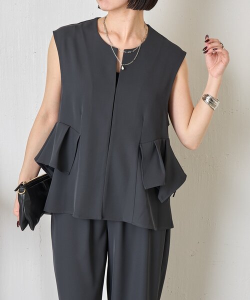 Jena espace merveilleux（ジェナ　エスパスメルヴェイユ）の「フリルベストセットアップ（ワンピース・レディース・チャコールグレー/ネイビー・FREE）」の8枚目の写真