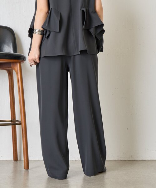 Jena espace merveilleux（ジェナ　エスパスメルヴェイユ）の「フリルベストセットアップ（ワンピース・レディース・チャコールグレー/ネイビー・FREE）」の15枚目の写真