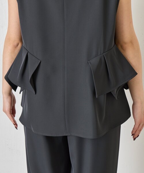 Jena espace merveilleux（ジェナ　エスパスメルヴェイユ）の「フリルベストセットアップ（ワンピース・レディース・チャコールグレー/ネイビー・FREE）」の19枚目の写真