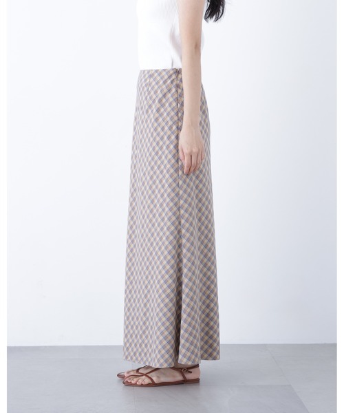 N.(N. Natural Beauty Basic)(エヌエヌナチュラルビューティーベーシック)の「チェックナロースカート(スカート・レディース・オレンジ系その他/グリーン系その他/ブラウン系その他・フリ-)」の4枚目の写真