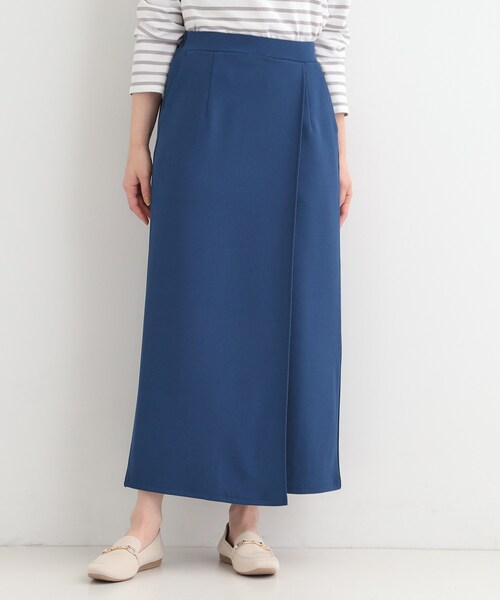 SHOO・LA・RUE（シューラルー）の「【洗濯機可/S-LL】腰まわりを自然にカバーする ラップ風ナロースカート（スカート・レディース・ブラック/ナチュラル/ネイビー・01/02/03/04）」の12枚目の写真