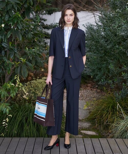 DRESSTERIOR（ドレステリア）の「【接触冷感/セットアップ可】2WAYストレッチシングルジャケット（テーラードジャケット・レディース・ネイビー/ダークブラウン・36/38/40）」の19枚目の写真