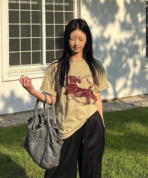 SUNBURNPROJECT(サンバーンプロジェクト)の「HEART DOG OVERFIT T-SHIRT, KHAKI(Tシャツ/カットソー・レディース・その他・FREE)」の4枚目の写真