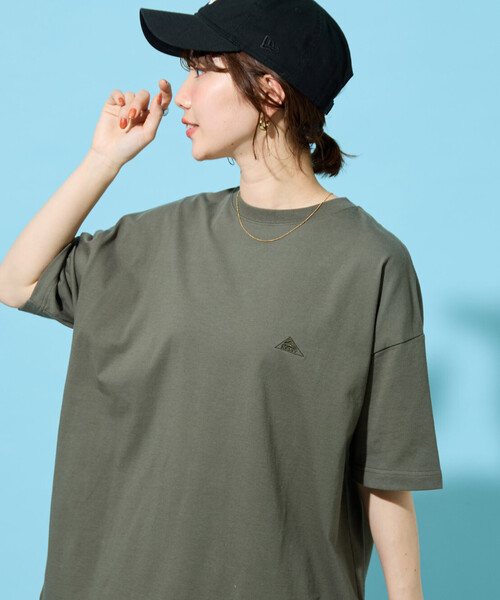 FREAK'S STORE(フリークスストア)の「限定展開 KELTY × FREAK'S STORE/ケルティ 別注 ビッグシルエット 半袖 Tシャツ(接触冷感・吸水速乾・UVカット・遮熱)(Tシャツ/カットソー・レディース・オリーブ/ブラック/チャコール/ベージュ/オフホワイト/グレー/ピンク・フリ-)」の7枚目の写真