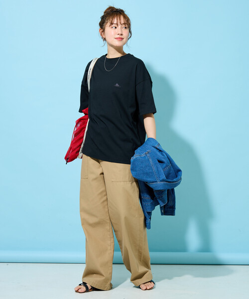 FREAK'S STORE(フリークスストア)の「限定展開 KELTY × FREAK'S STORE/ケルティ 別注 ビッグシルエット 半袖 Tシャツ(接触冷感・吸水速乾・UVカット・遮熱)(Tシャツ/カットソー・レディース・オリーブ/ブラック/チャコール/ベージュ/オフホワイト/グレー/ピンク・フリ-)」の16枚目の写真