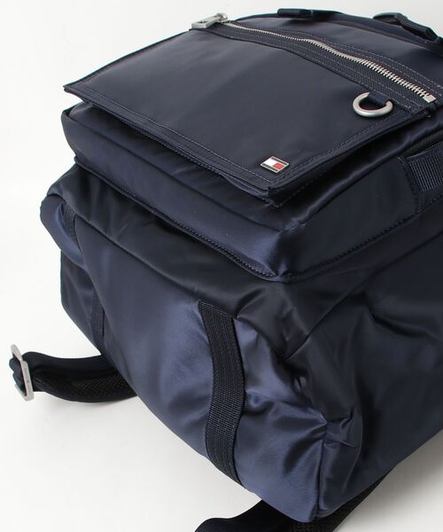 TOMMY HILFIGER（トミーヒルフィガー）の「トラベルナイロンバックパック（バックパック/リュック・メンズ・ネイビー・FREE）」の3枚目の写真