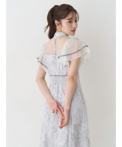 MERCURYDUO（マーキュリーデュオ）の「エンブロイダリーラッフルワンピース（ワンピース・レディース・ベビーピンク/ライトグレー・MEDIUM/SMALL）」の17枚目の写真