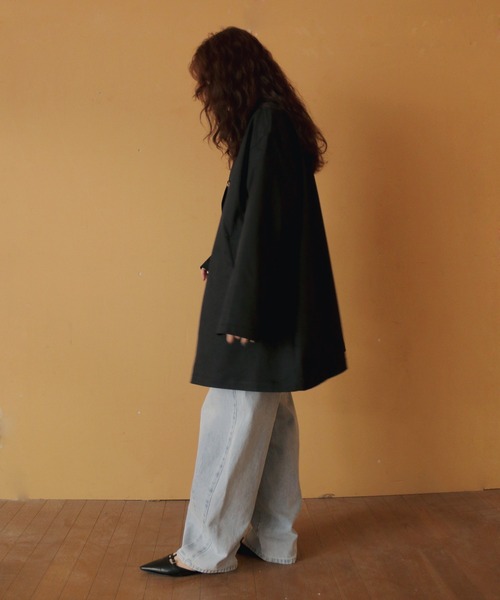 cheriella（シェリエラ）の「【cheriella】マルチWAYスカーフ付きステンカラートレンチ　MULTI-WAY STAIN-COLLAR TRENCH COAT WITH SCARFー春アウター（ステンカラーコート・レディース・アイボリー/ライトベージュ/ブラック・FREE）」の19枚目の写真