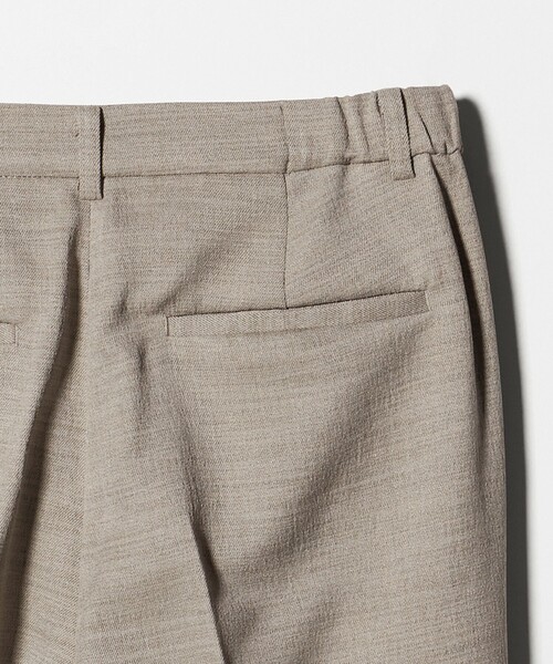 A DAY IN THE LIFE UNITED ARROWS(アデイインザライフユナイテッドアローズ)の「スラブツイル タックストレートパンツ ‐セットアップ対応・マシンウォッシャブル‐<A DAY IN THE LIFE>(その他パンツ・レディース・ダークグレー/ベージュ/ネイビー/モカ・40/36/38)」の21枚目の写真