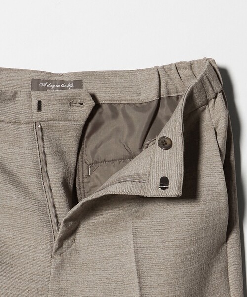 A DAY IN THE LIFE UNITED ARROWS(アデイインザライフユナイテッドアローズ)の「スラブツイル タックストレートパンツ ‐セットアップ対応・マシンウォッシャブル‐<A DAY IN THE LIFE>(その他パンツ・レディース・ダークグレー/ベージュ/ネイビー/モカ・40/36/38)」の22枚目の写真