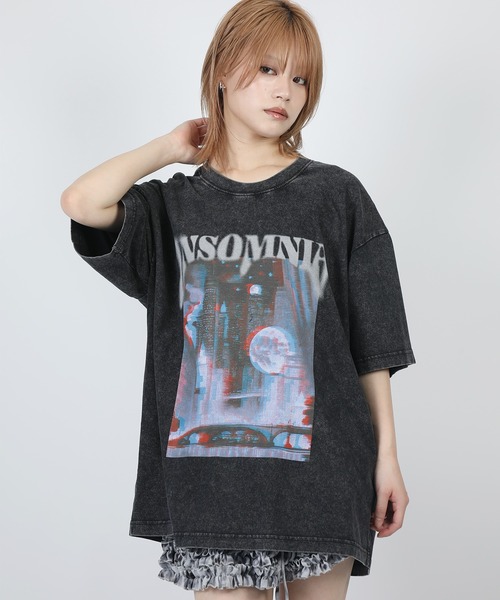 HOOK(フック)の「HOOK -original- INSOMNIA ウォッシュ加工ヴィンテージ風 ビッグTEE (SS)(Tシャツ/カットソー・メンズ・ブラック系その他2/ブルー/グレー/パープル/ブラック系その他3/ブラック系その他・L/XL/M)」の2枚目の写真