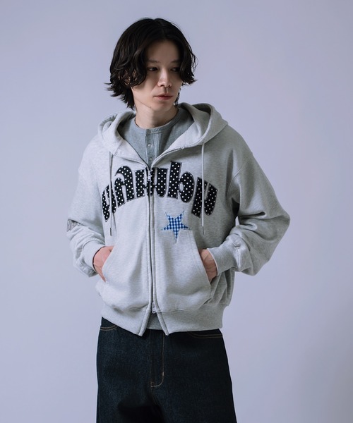 improves（インプローブス）の「リメイクライク チェックワッペン ZIPパーカー（パーカー・メンズ・ブラック/グレー・LARGE）」の2枚目の写真