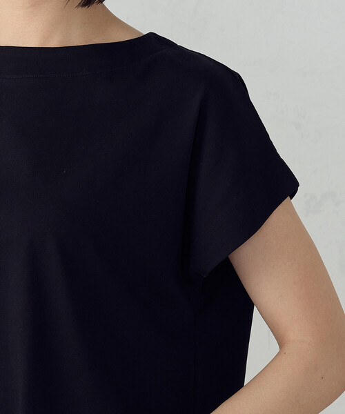 COMME CA ISM(コムサイズム)の「ボートネック カットソー(Tシャツ/カットソー・レディース・ブラック/ホワイト・MEDIUM/LARGE)」の6枚目の写真