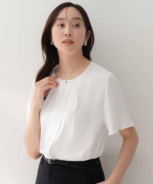 UNTITLED（アンタイトル）の「【洗える/スーツインナー】ジョーゼットミニマルブラウス（シャツ/ブラウス・レディース・ネイビー/ライトグリーン/オフホワイト/ベビーピンク・00/50/48/46/44/04/03/02/01）」の9枚目の写真