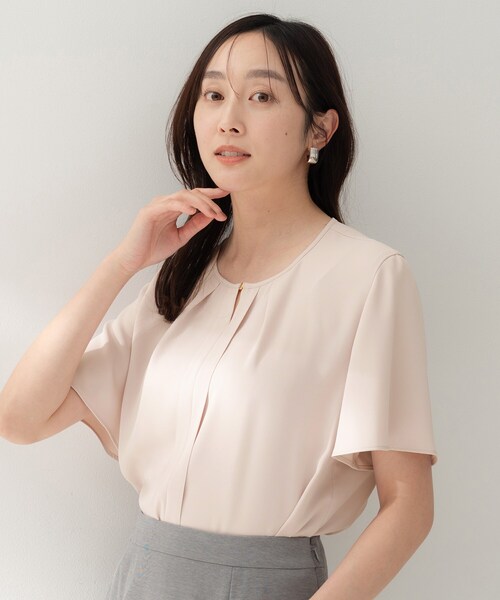 UNTITLED（アンタイトル）の「【洗える/スーツインナー】ジョーゼットミニマルブラウス（シャツ/ブラウス・レディース・ネイビー/ライトグリーン/オフホワイト/ベビーピンク・00/50/48/46/44/04/03/02/01）」の17枚目の写真